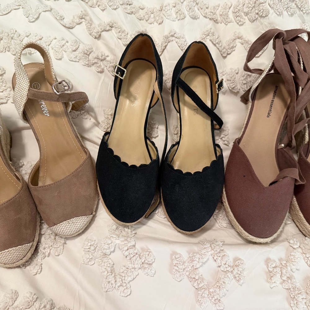 Talbots Black Scalloped Espadrille Wedges with Ankle Strap